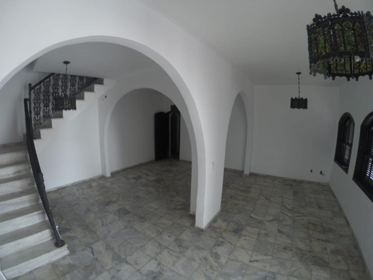 Casa para alugar com 3 quartos, 305m² - Foto 8