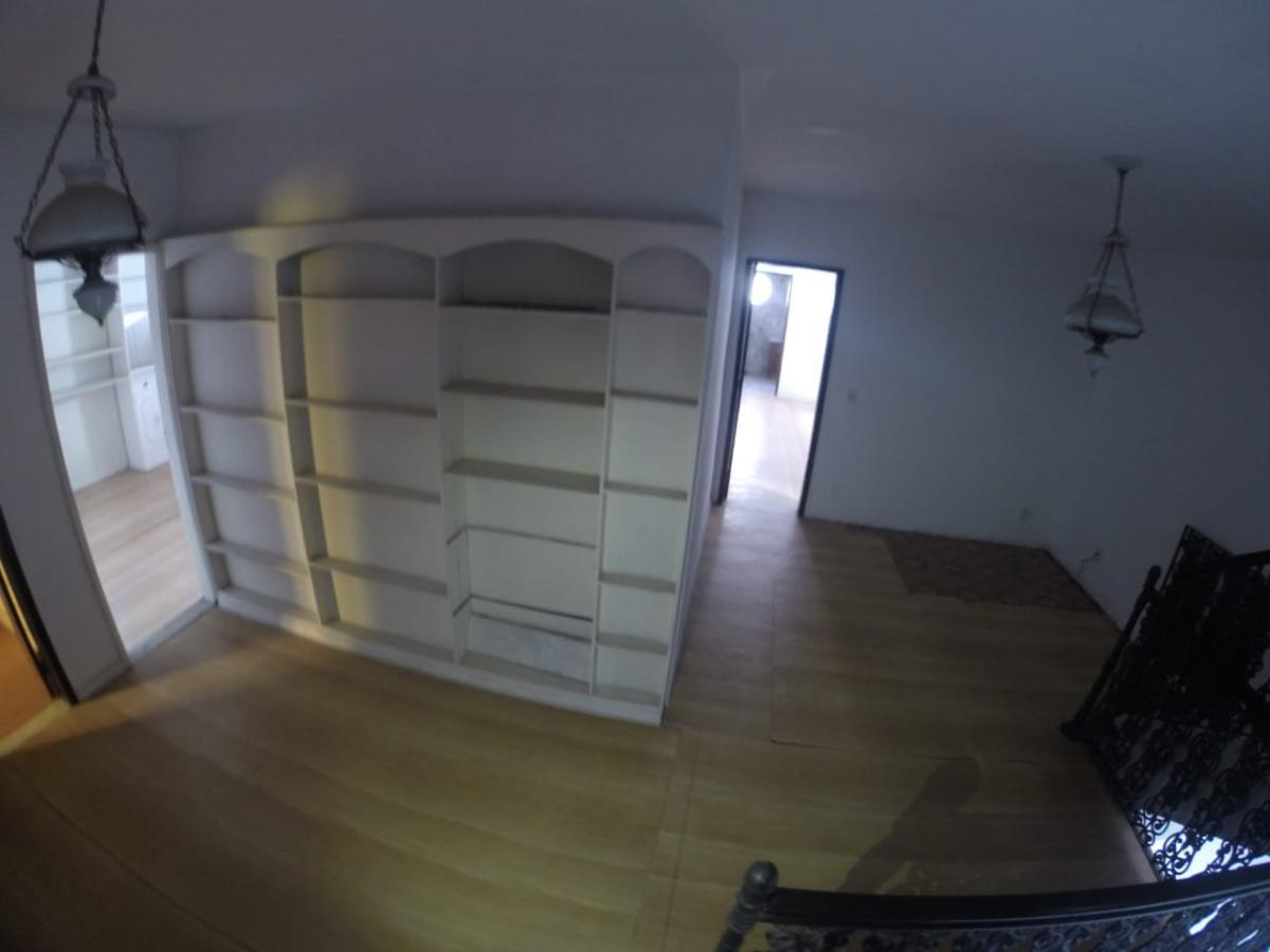 Casa para alugar com 3 quartos, 305m² - Foto 14