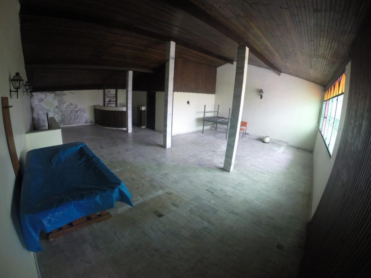 Casa para alugar com 3 quartos, 305m² - Foto 12