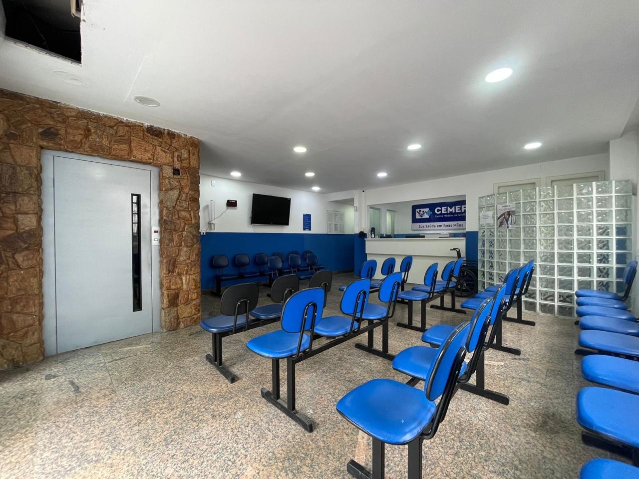 Prédio Inteiro, 720 m² - Foto 1