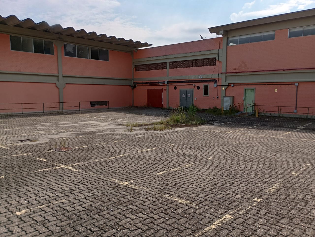 Prédio Inteiro, 5700 m² - Foto 2