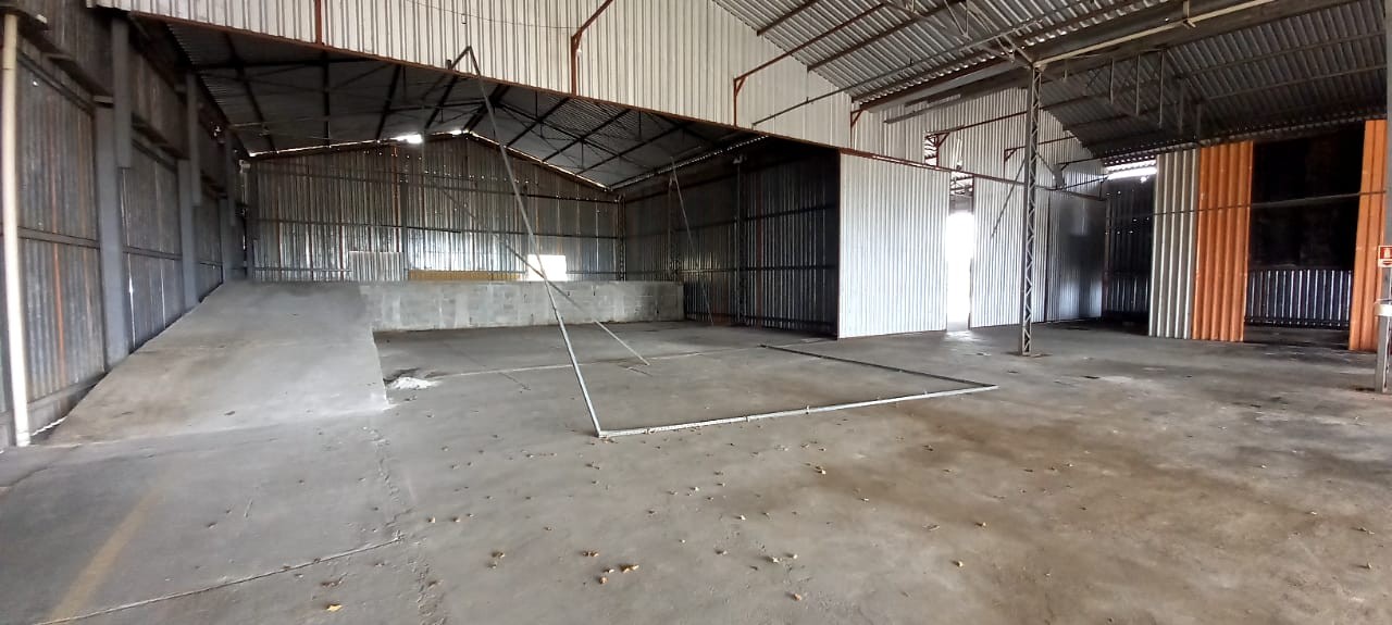 Depósito-Galpão, 2700 m² - Foto 3