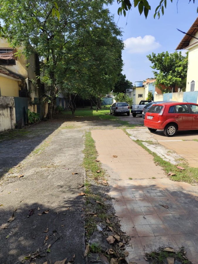 Loteamento e Condomínio, 700 m² - Foto 2